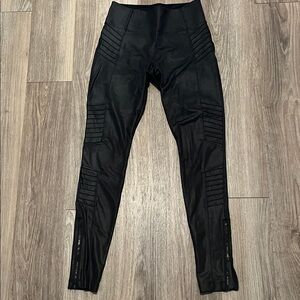 Athleta Men's Sleek Black Pants